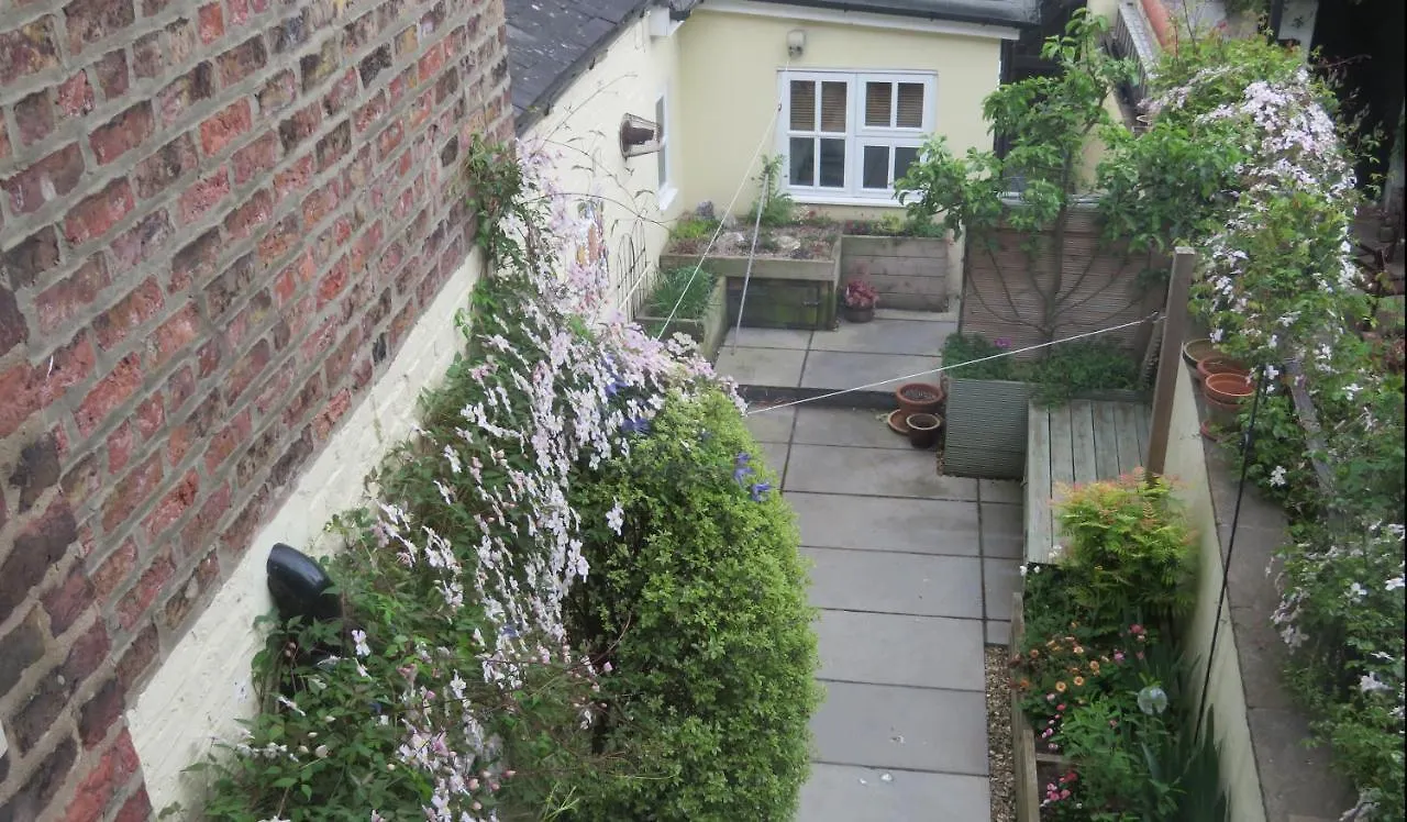 Avondale Guest House York 3*,  Velká Británie