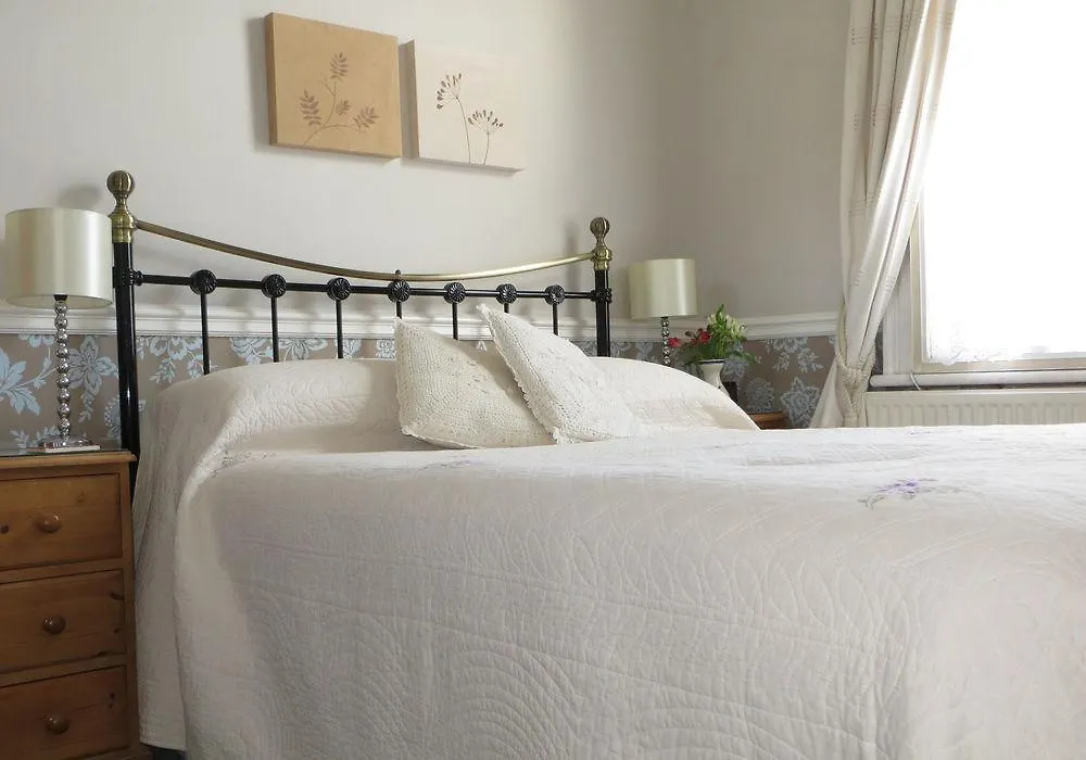 Avondale Guest House York